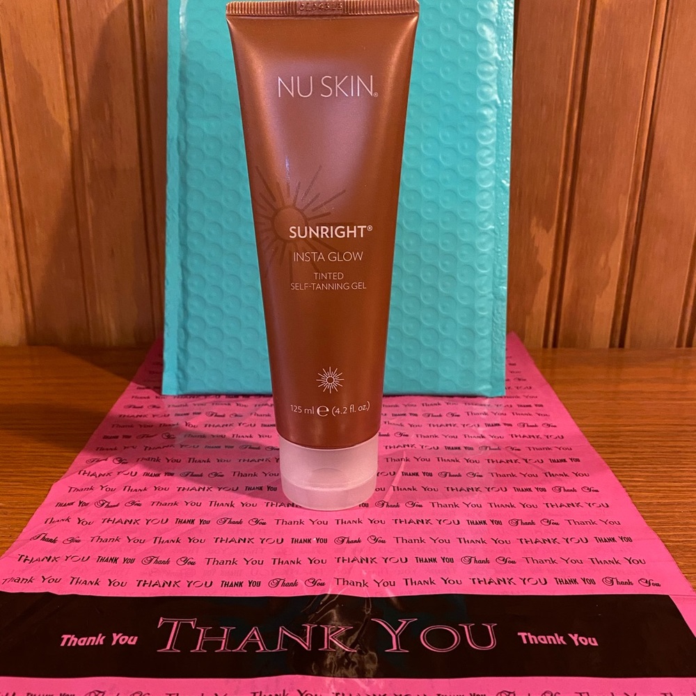 Nu Skin - golden glow for individuals of all ages